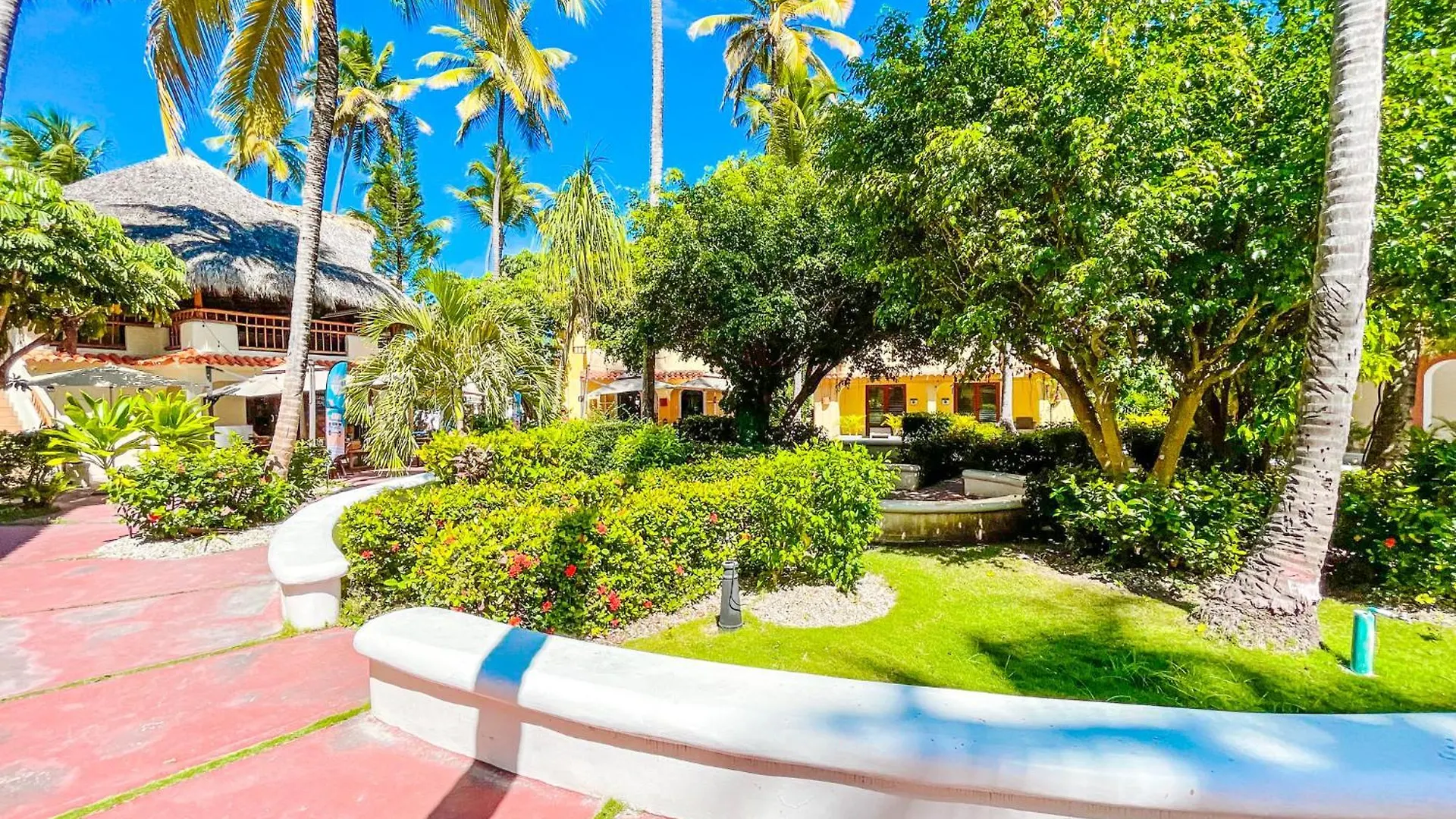 Sol Caribe Ducassi Pool Hotel Near The Beach Wifi Beach Club & Spa Punta Cana 5*,  Repubblica Dominicana